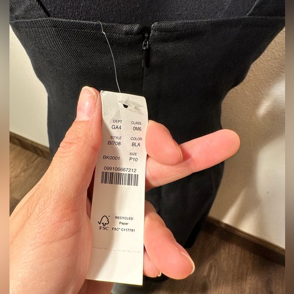 Classy elegant little black dress nwt size 10p - Picture 5 of 11